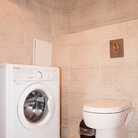 Apartment 1 Минута Ходьбы От Аркадиевсккой Аллеи, Гагаринское Плато 5 Odesa